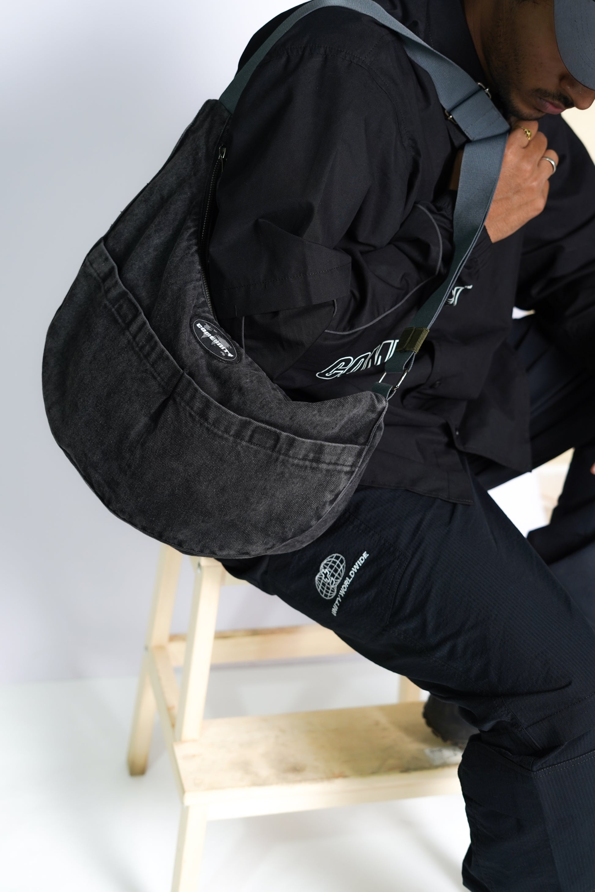 COMEUNITY Black Denim Bag