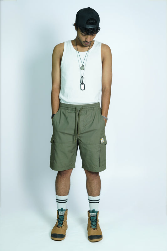 COMEUNITY's Green Shorts Image