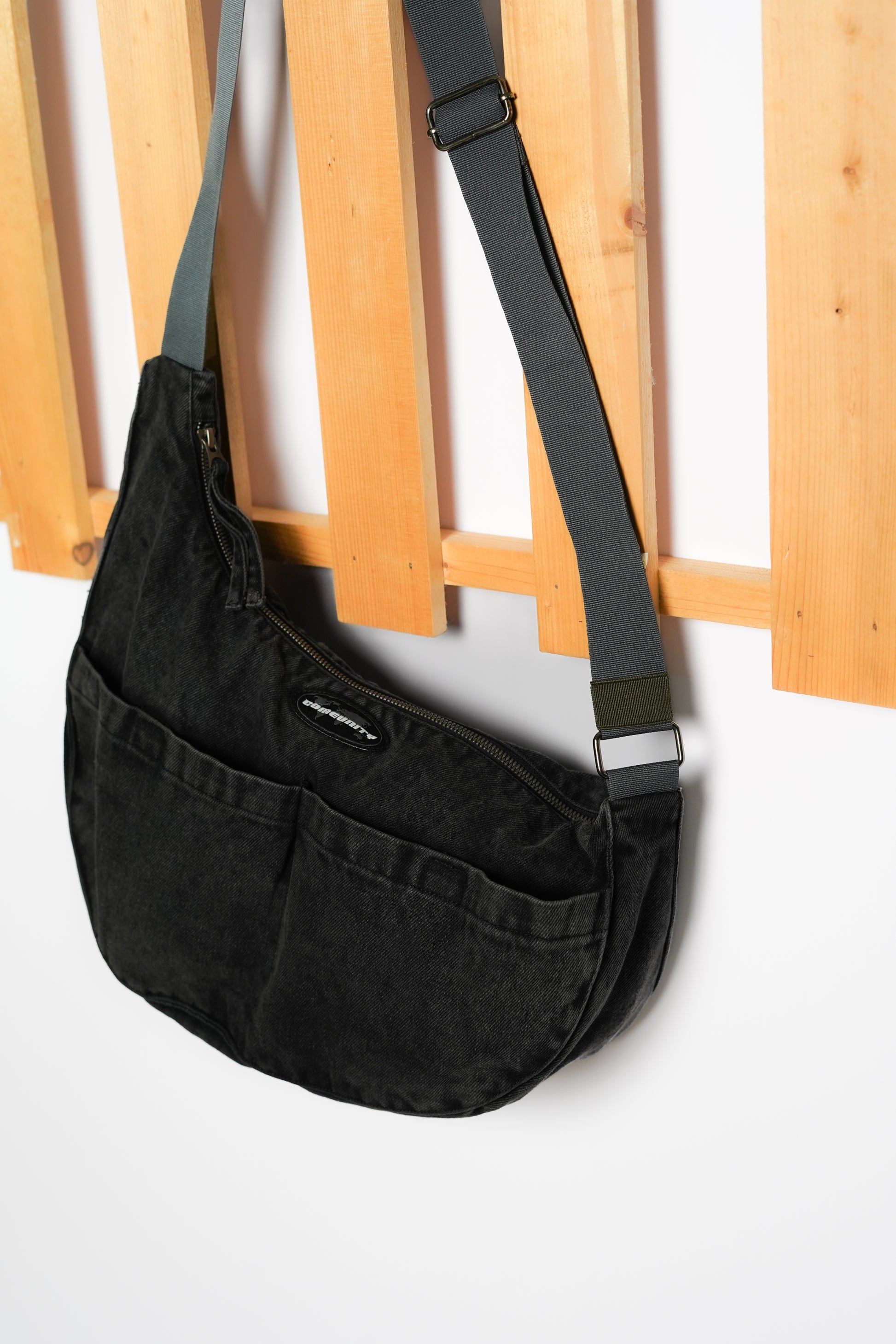 COMEUNITY India Black Denim Bag