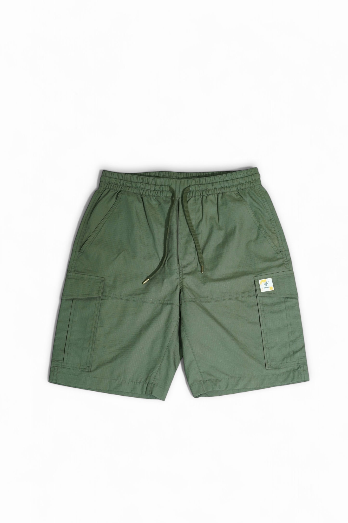 ComeUnity Green Cut&Sew Shorts Image