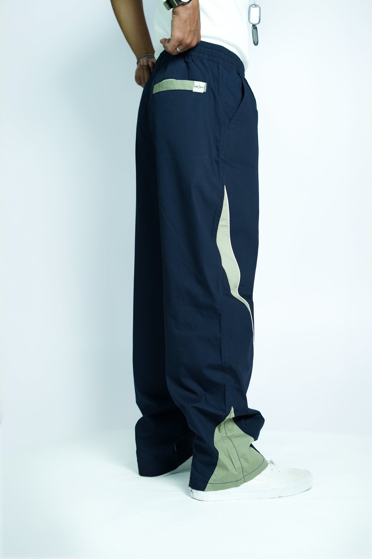 NAVY BLUE RETRO TRACK PANTS