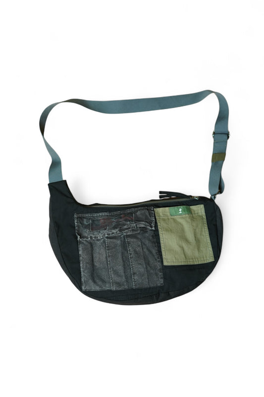 UPCYCLED MESSENGER BAG (BLACK - GREEN)